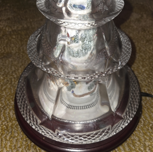 Thomas Kinkade Crystal Holiday Reflections Musical Tabletop Christmas Tree Clear - Picture 3 of 14